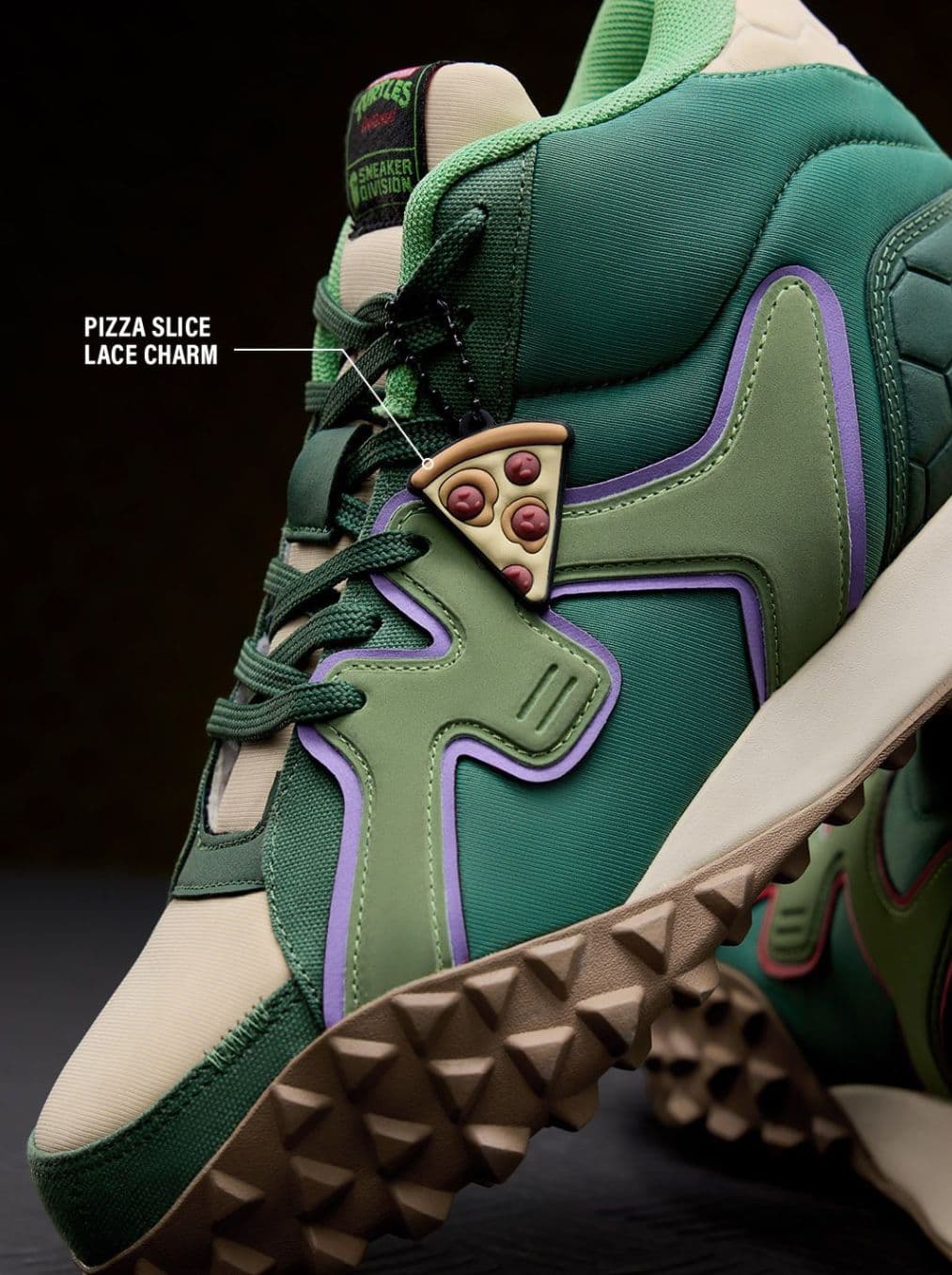Sneakers & Footwear